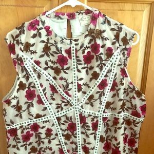 Sweet but edgy fall tank from Joyfolie sz large
